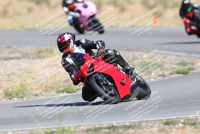 media/Oct-14-2023-TrackXperience (Sat) [[0517685739]]/Level 3/session 2 turn 4 RED FLAG/